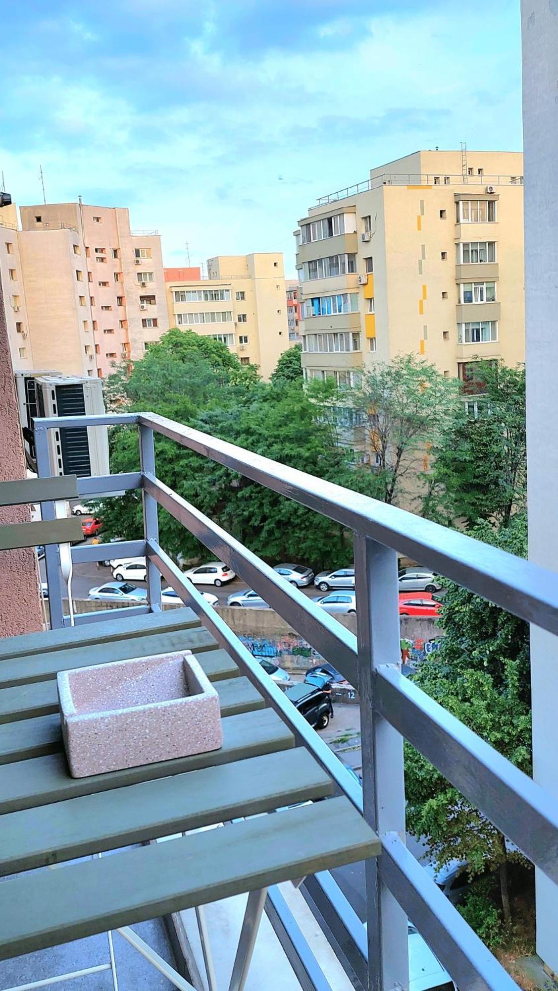 Obor Central Oasis --Secured Parking Nearby --Self Check-In-- 1Min Metro Station Boekarest Buitenkant foto